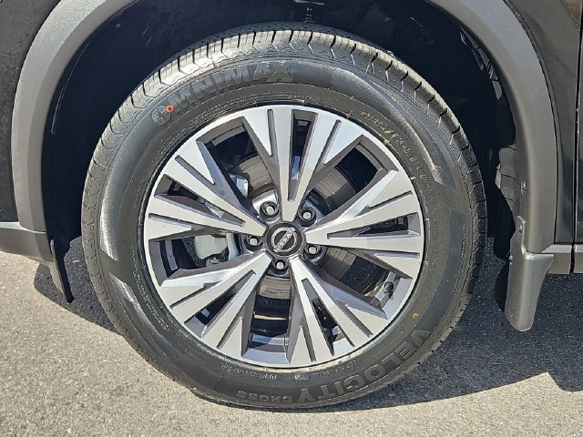 Certified 2023 Nissan Rogue SV w/ SV Premium B Package FWD image 10