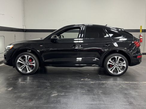 Used 2025 Audi Q5 Prestige w/ Prestige Package image 9