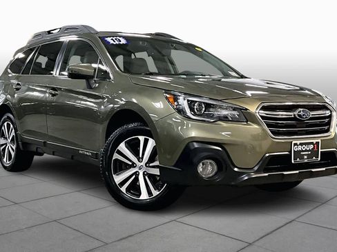 Used 2019 Subaru Outback 2.5i Limited image 2