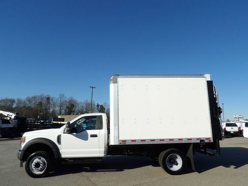 Used 2020 Ford F450 XL w/ Power Equipment Group image 62