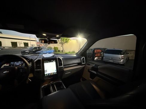 Used 2015 Ford F150 XLT RWD image 34