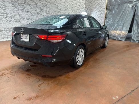 Used 2022 Nissan Sentra S image 7
