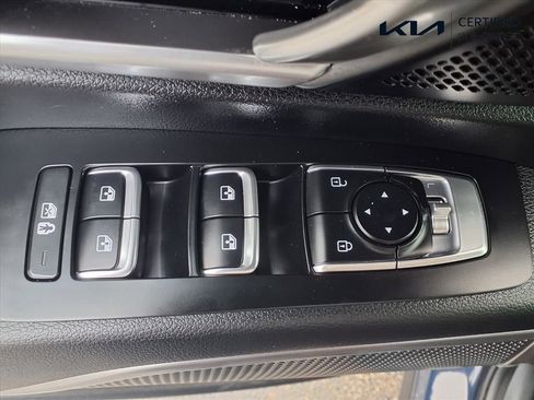 Certified 2024 Kia Telluride S w/ S Sunroof Package image 10