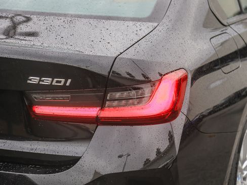 Certified 2023 BMW 330i Sedan w/ Driving Assistance Package image 9