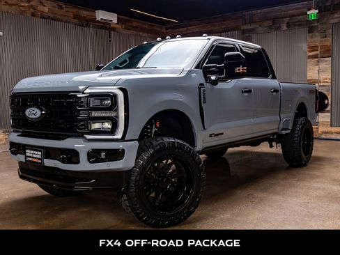 Used 2026 Ford F250 Platinum w/ FX4 Off-Road Package AWD/4WD image 5