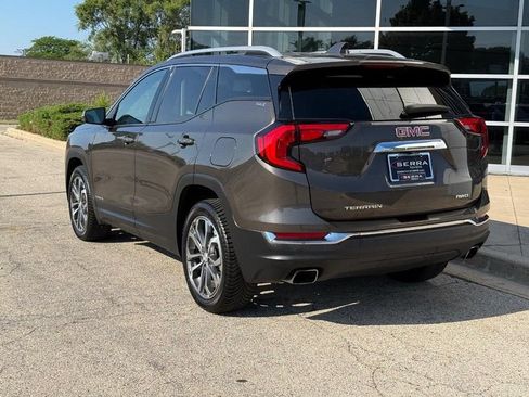 Used 2019 GMC Terrain SLT w/ Preferred Package AWD/4WD image 5