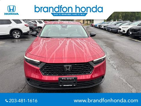Certified 2025 Honda Accord SE image 2