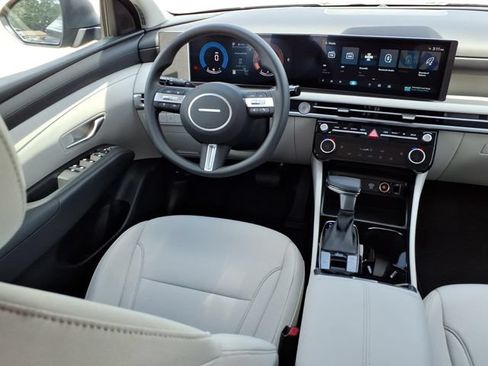 New 2026 Hyundai Tucson SEL Plus FWD image 4