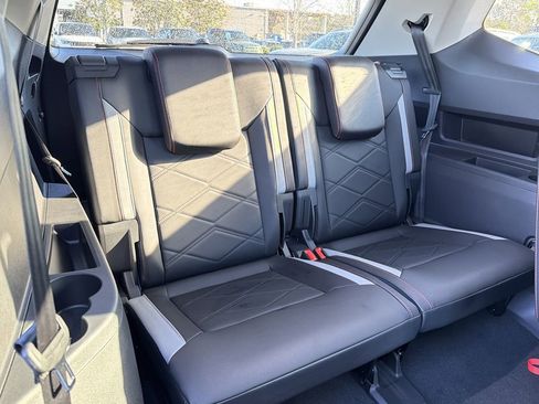 New 2026 Volkswagen Atlas Peak Edition AWD/4WD image 18
