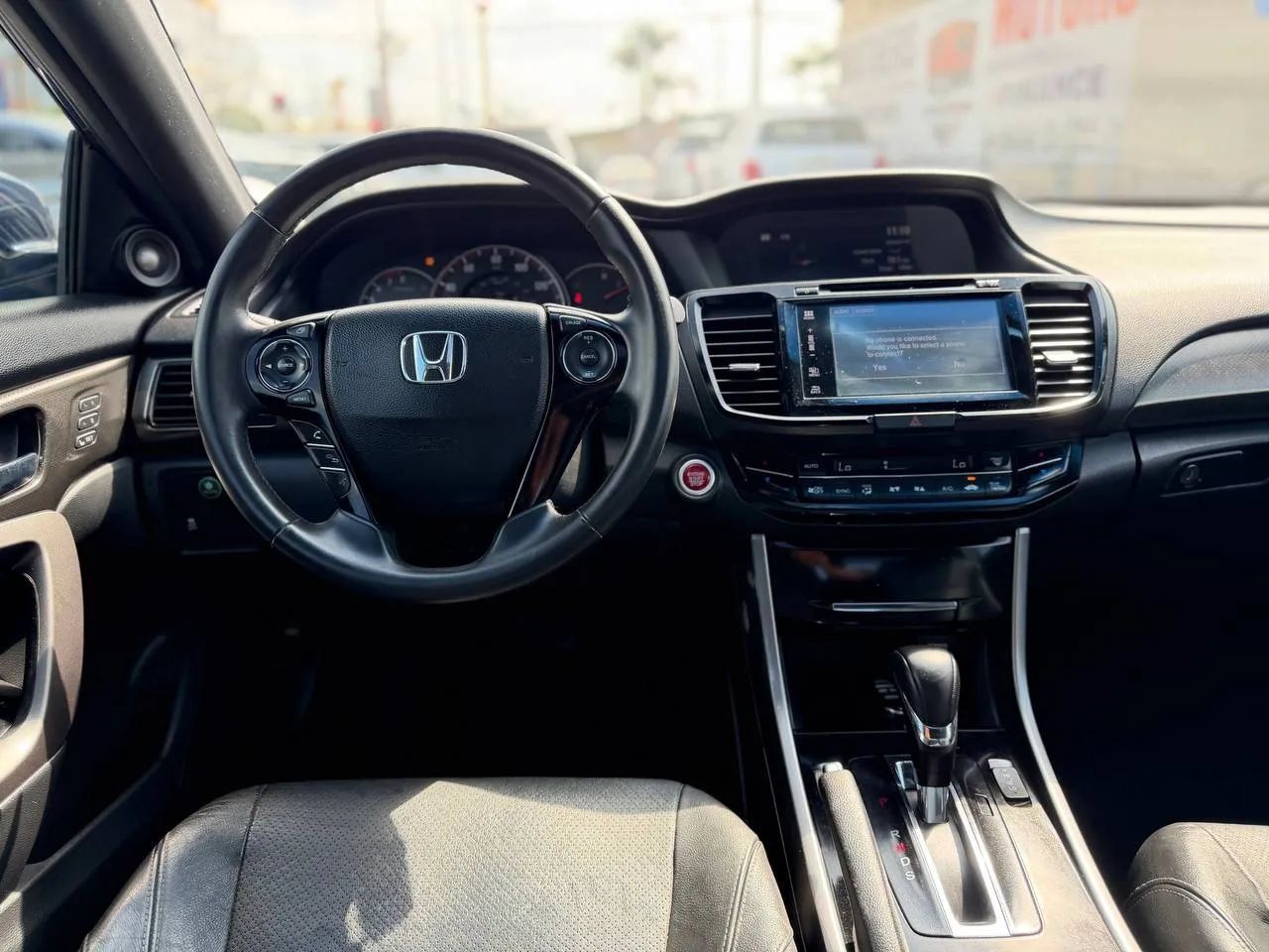 Used 2017 Honda Accord EX-L image 37
