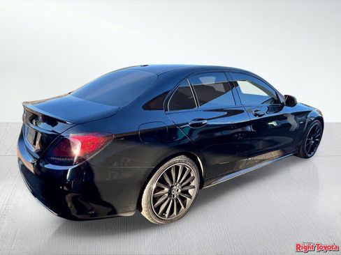 Used 2021 Mercedes-Benz C 300 Sedan image 4