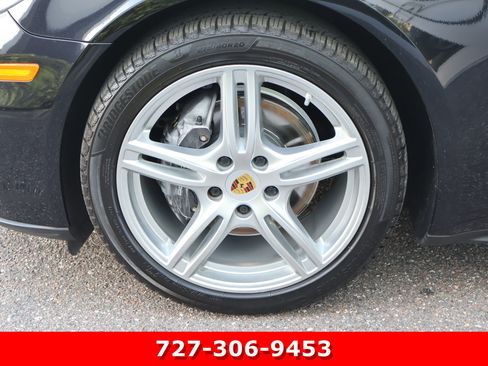 Used 2018 Porsche Panamera 4 AWD/4WD image 13