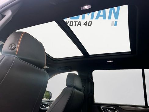 Used 2023 GMC Yukon XL AT4 w/ AT4 Premium Package image 19