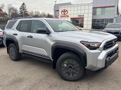New 2025 Toyota 4Runner SR5 image 1