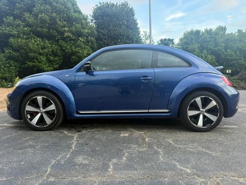 Used 2014 Volkswagen Beetle R-Line FWD image 5