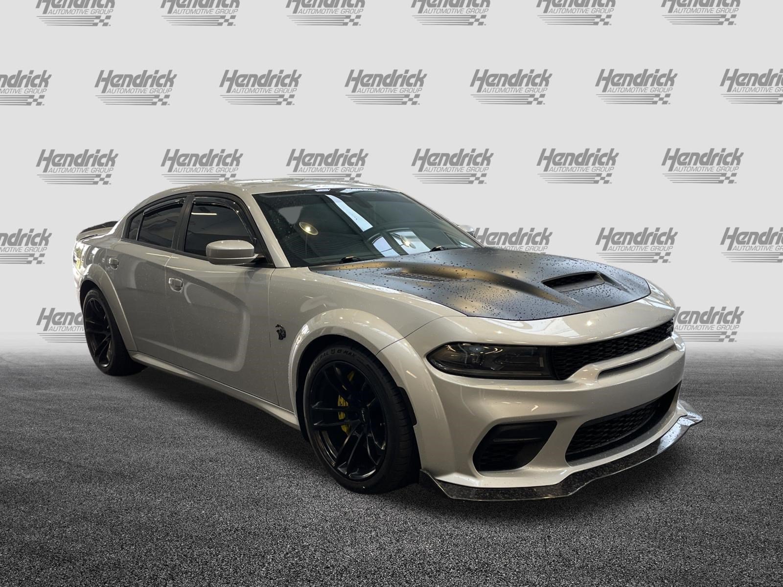 Used 2022 Dodge Charger SRT Hellcat w/ Harman/Kardon Audio Group RWD image 2