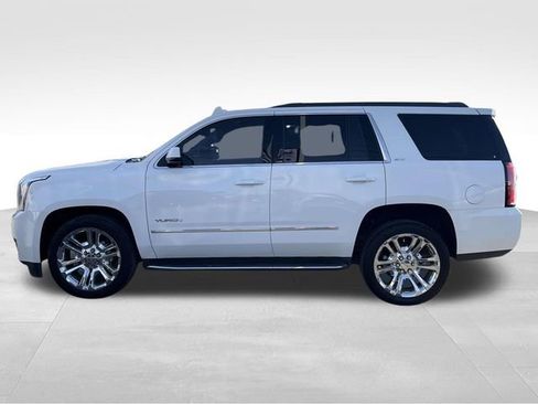 Used 2017 GMC Yukon SLT w/ Premium Edition image 4