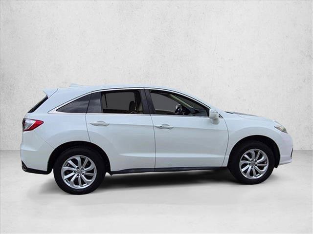 Used 2017 Acura RDX w/ AcuraWatch Plus Package FWD image 4