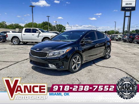 Used 2017 Kia Forte EX FWD image 3