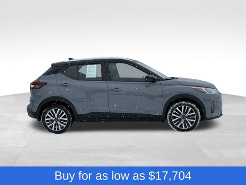 Used 2023 Nissan Kicks SV image 6