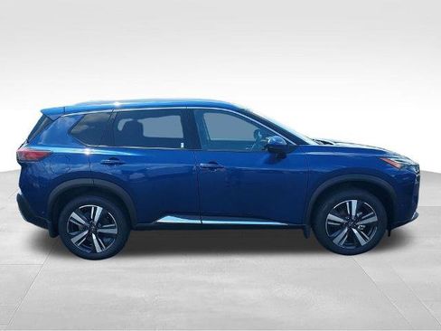 Certified 2023 Nissan Rogue Platinum w/ Platinum Premium Package FWD image 6