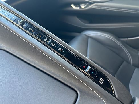 Used 2024 Chevrolet Corvette Stingray Coupe w/ Z51 Performance Package image 42