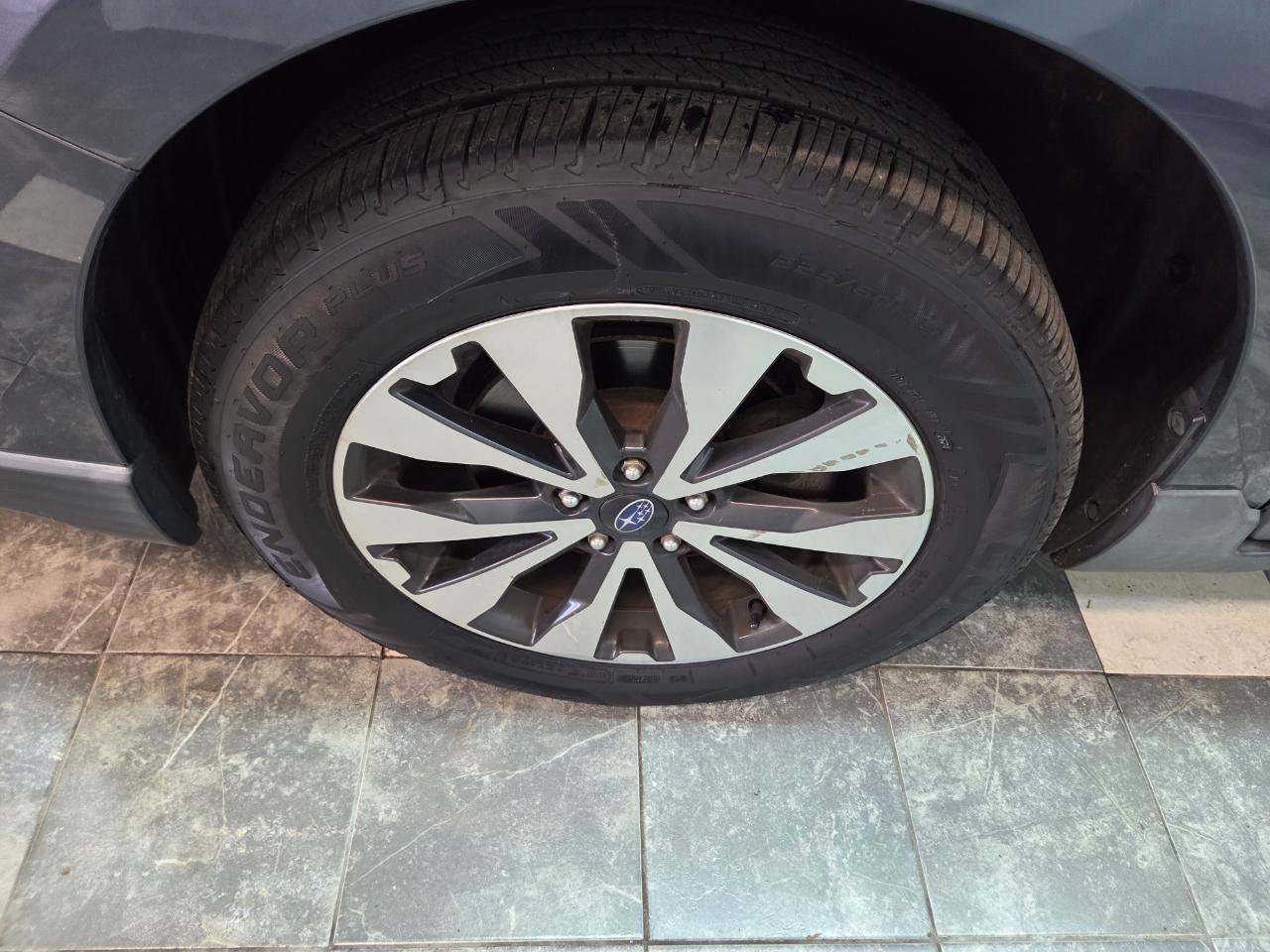 Used 2017 Subaru Outback 2.5i Limited AWD/4WD image 32