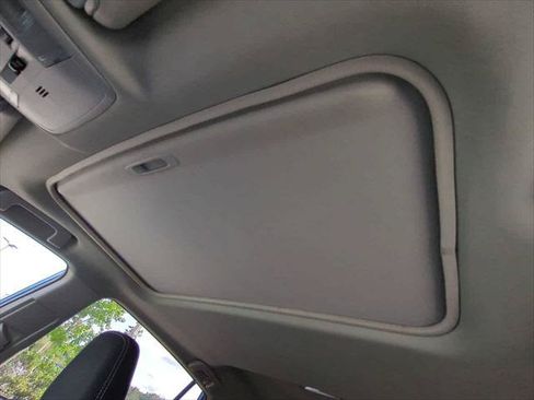 Certified 2018 Toyota RAV4 XLE w/ Plus Extra Value Package AWD/4WD image 19
