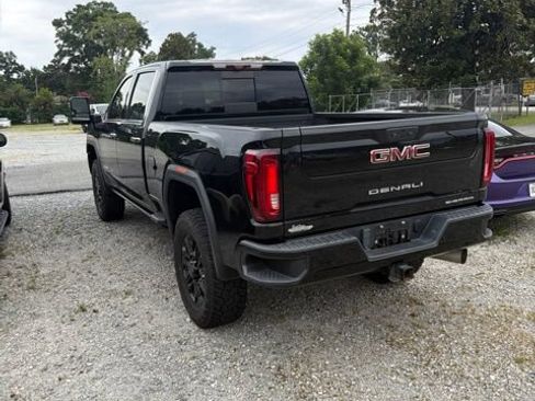 Used 2021 GMC Sierra 2500 Denali w/ Denali Black Diamond Edition AWD/4WD image 5