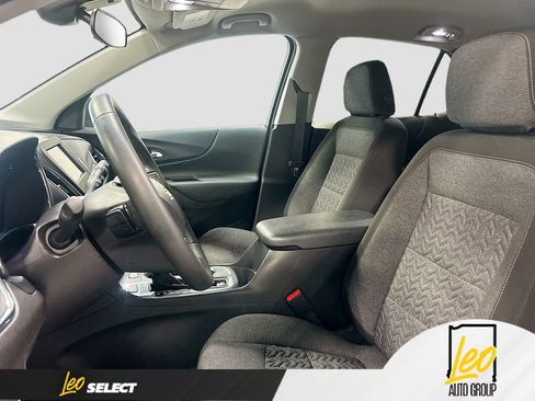 Used 2023 Chevrolet Equinox LT image 20