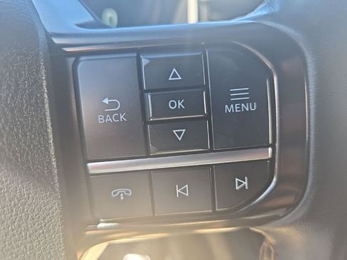 Used 2024 Ford Expedition Max Platinum AWD/4WD image 16