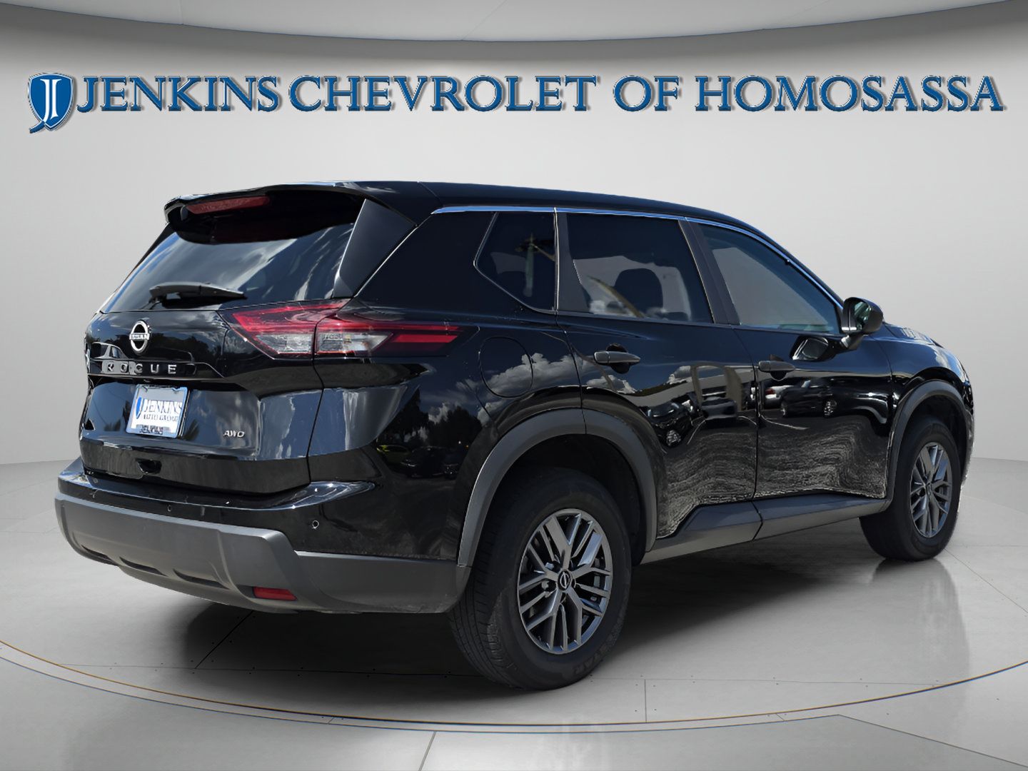 Used 2024 Nissan Rogue S AWD/4WD image 5
