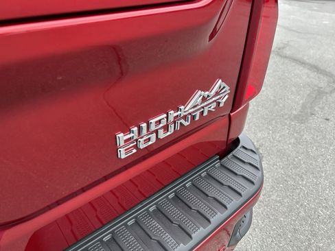 Used 2025 Chevrolet Silverado 3500 High Country w/ Technology Package image 12