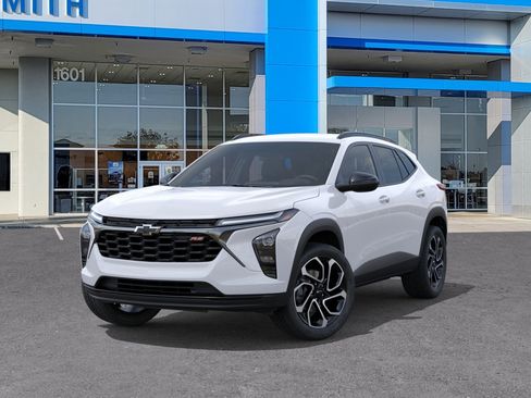 New 2026 Chevrolet Trax RS w/ Driver Confidence Package FWD image 6