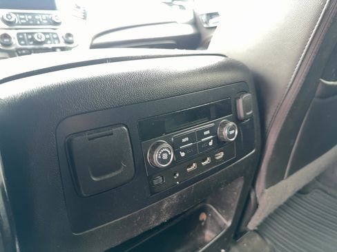 Used 2018 Chevrolet Suburban LT AWD/4WD image 9
