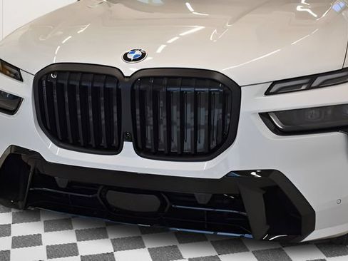 New 2027 BMW X7 xDrive40i AWD/4WD image 17