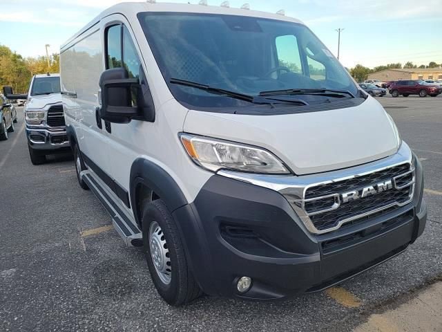 Used 2025 RAM ProMaster 2500 w/ U-Haul Equipment Group FWD image 2