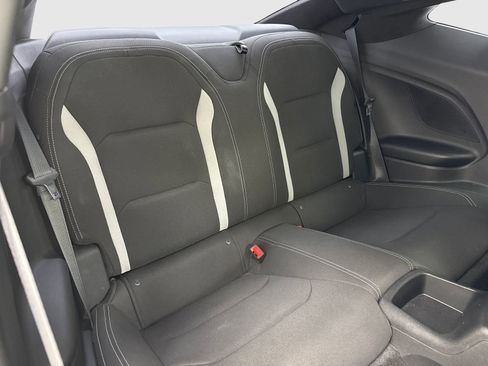 Used 2020 Chevrolet Camaro LT RWD image 40