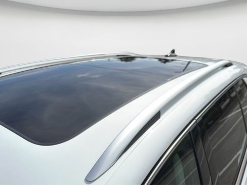 New 2026 Volkswagen Tiguan SE FWD image 35