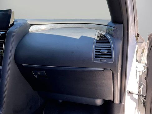 Used 2023 Nissan Armada SL w/ Midnight Edition Package RWD image 22