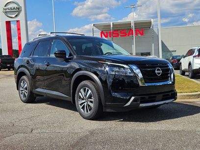 New 2025 Nissan Pathfinder SL