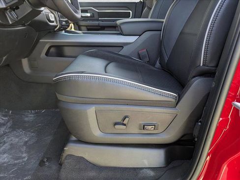 New 2026 RAM 2500 Laramie AWD/4WD image 4