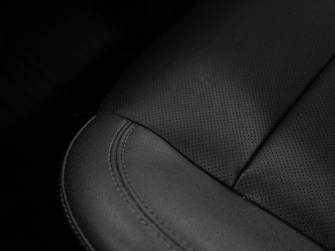 Used 2021 Chevrolet Silverado 1500 LTZ image 33