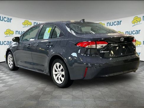 Used 2025 Toyota Corolla LE image 4