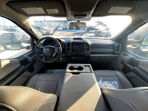 Used 2018 Ford F350 XL w/ Power Equipment Group image 30