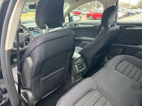 Used 2014 Ford Fusion SE image 39