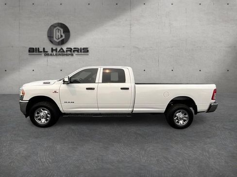 Used 2022 RAM 2500 Tradesman w/ Chrome Appearance Group AWD/4WD image 10