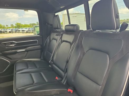 Used 2025 RAM 1500 Laramie AWD/4WD image 9