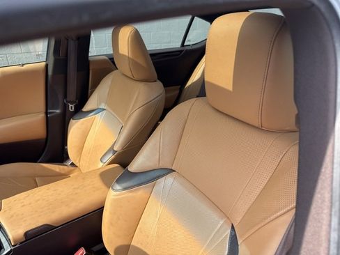 Used 2019 Lexus ES 350 w/ Accessory Package 2 image 16