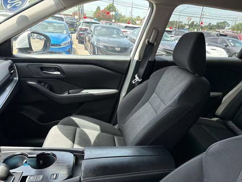 Used 2024 Nissan Rogue SV FWD image 14